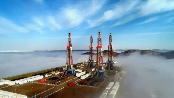 1692953732323653.png image.png